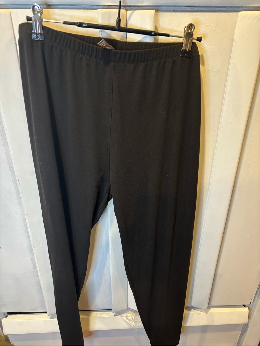 Zenana Outfitters Black women’s Leggings